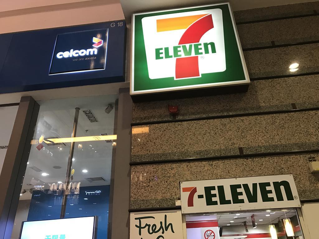 Queens Service At Times Square Kl